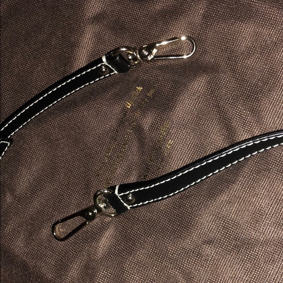 Black and White Kate Spade Purse - Picture 6 of 7